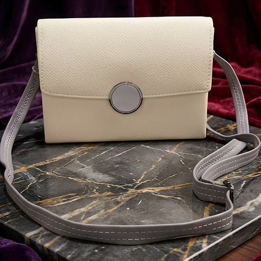Women's Designer Handbag, Classic Purse - Apparel - close-up detail view | Snazzyway