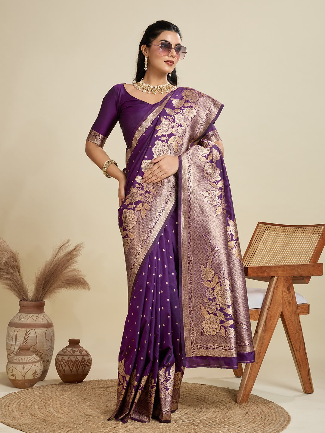 Deep Violet Kanjivaram Silk Saree - Sarees - close-up detail view | Nardev Fashions