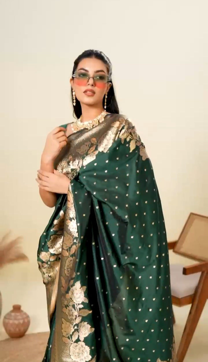 Bottle Green Kanjivaram Silk Saree - Sarees - close-up detail view | Nardev Fashions
