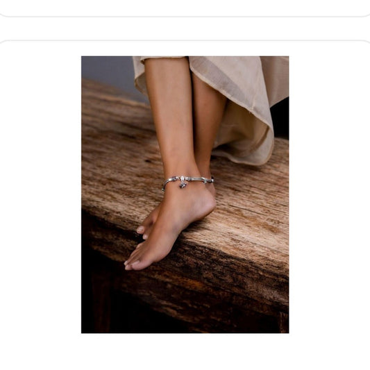 Women's Traditional Silver-Plated Anklet - front view | D9 Creations