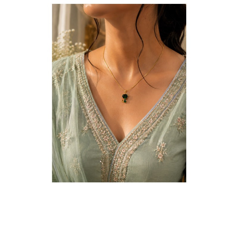 Women's Anti Tarnish Chain Pendant - Necklace - front view | D9 Creations