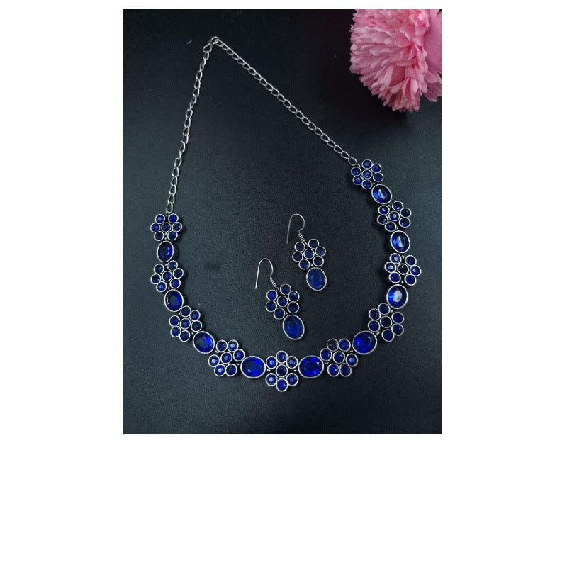 Women's Ethnic Flower Design Necklace - close-up detail view | D9 Creations