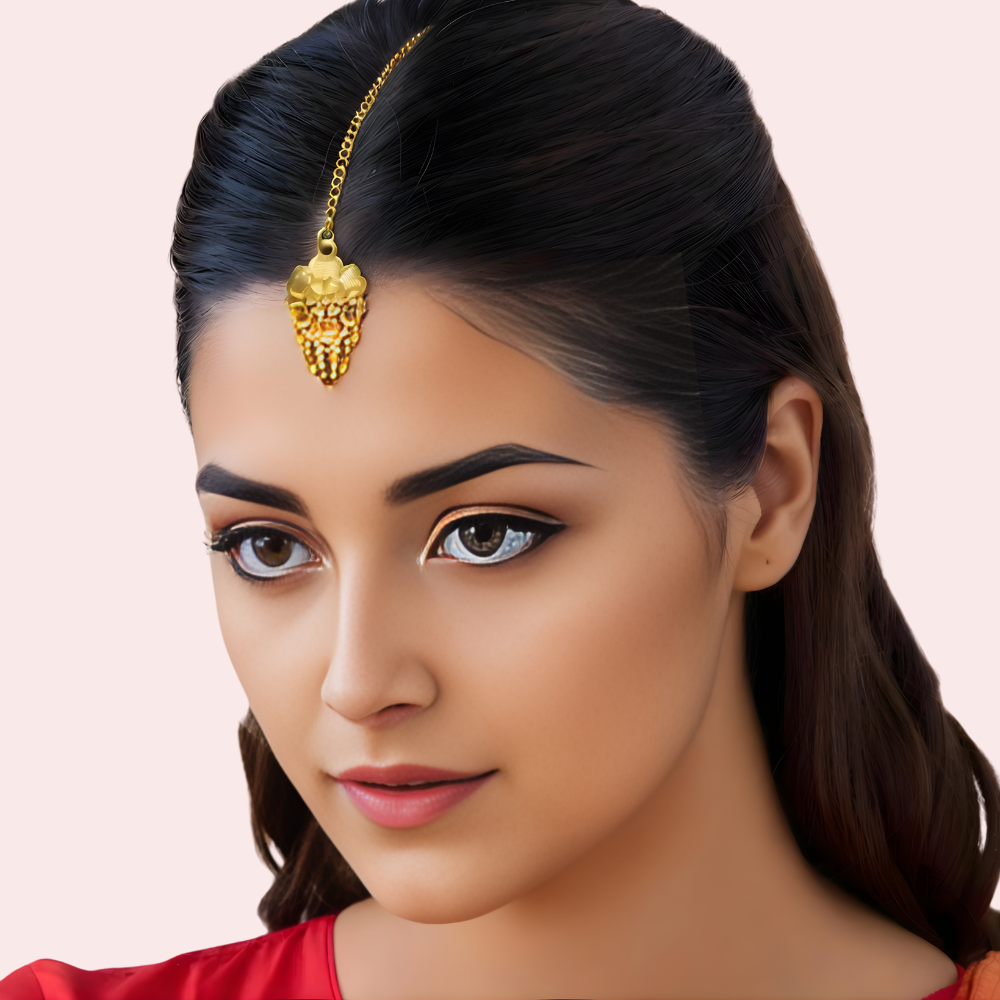 Women's Gold Designer Necklace, Classic Gold Necklace Set - Apparel - close-up detail view | Snazzyway