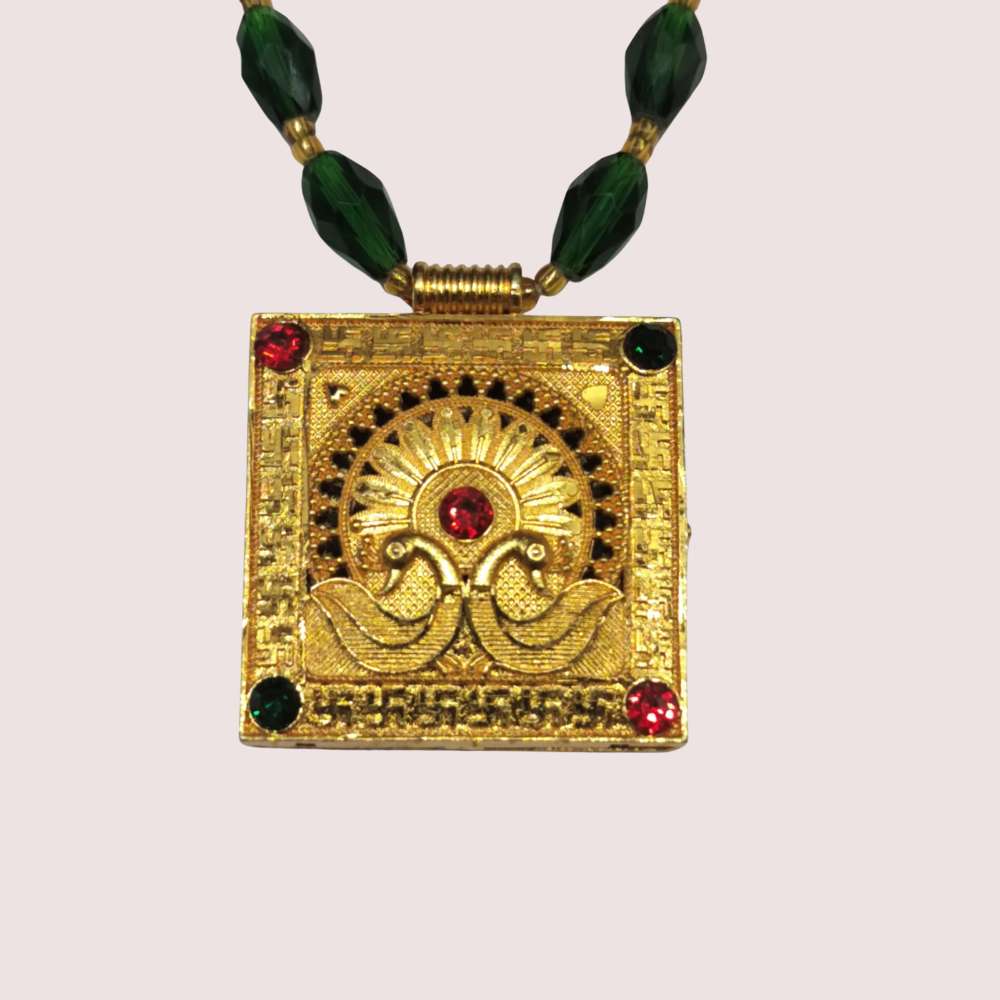 Women's Emerald Green Designer Necklace, Timeless Emerald Necklace Set - Apparel - close-up detail view | Snazzyway